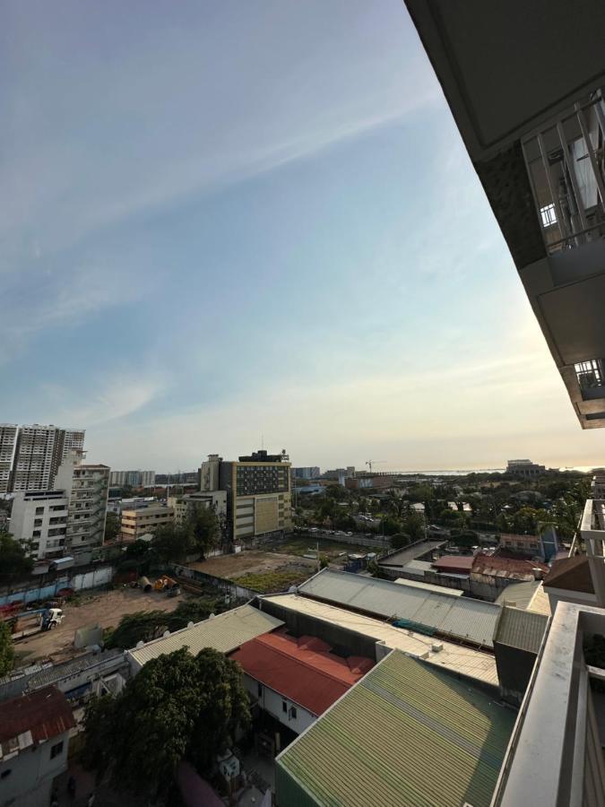 Chen'S Cozy 2Bedroom @ Coast Residences Manila Exterior photo