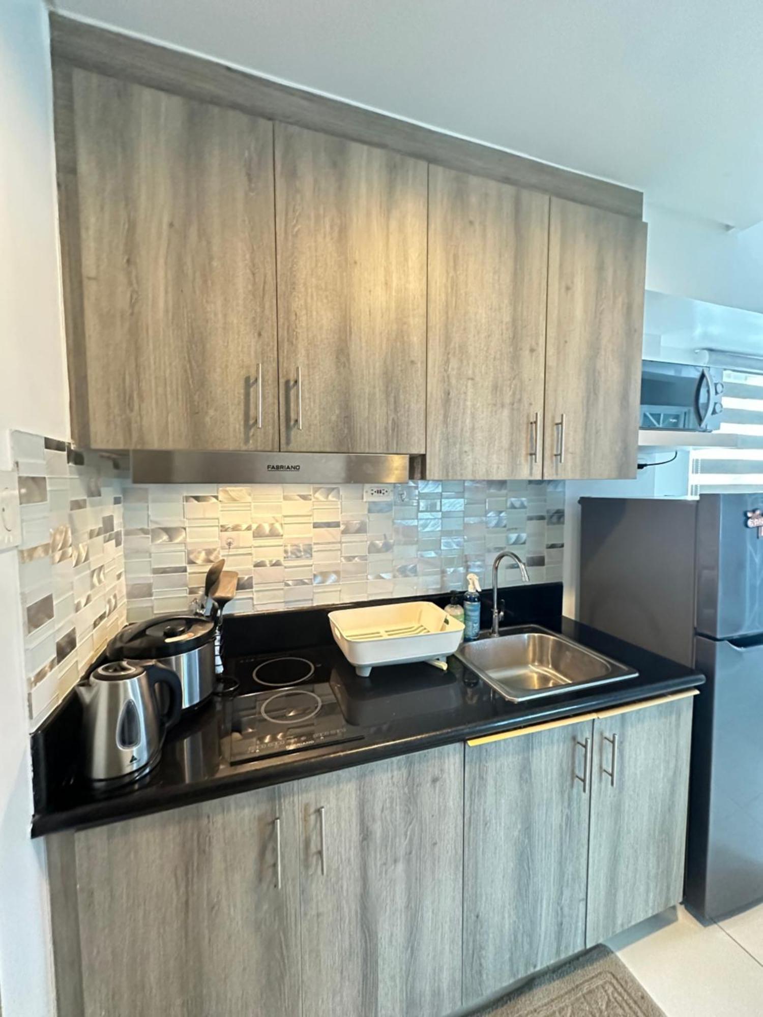Chen'S Cozy 2Bedroom @ Coast Residences Manila Exterior photo